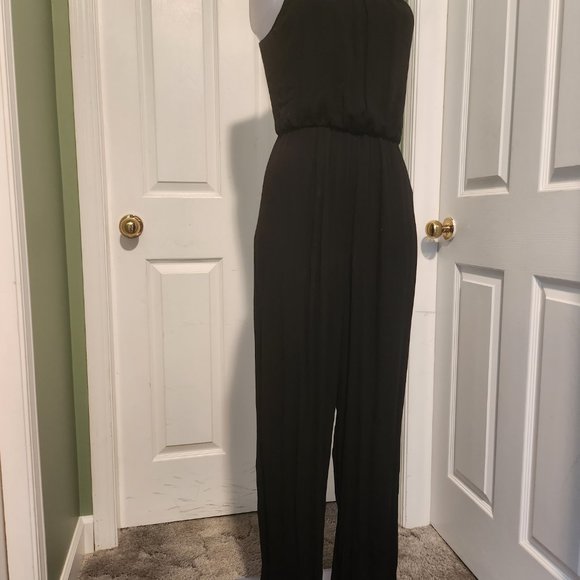 Linen Jumpsuit - Picture 2 of 3